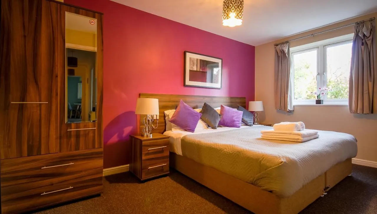 Southampton Central Apartments - Wise Stays