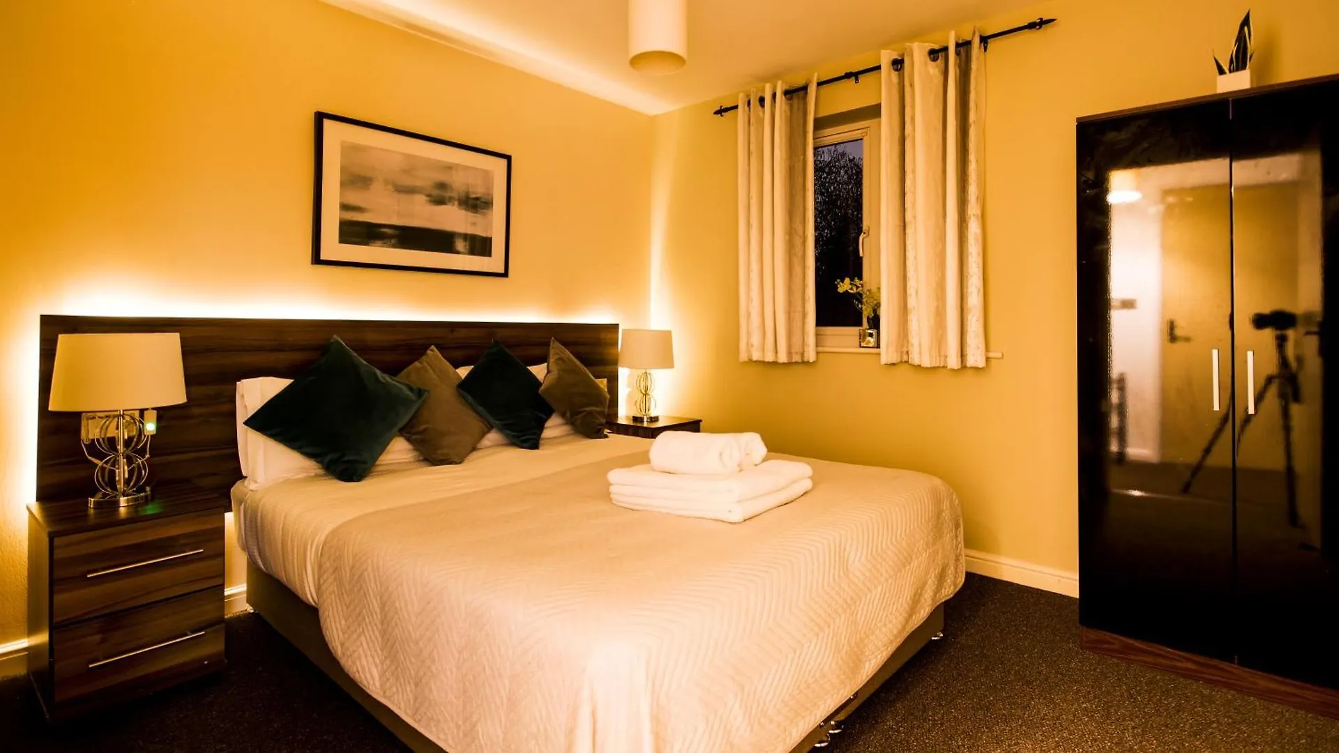 Southampton Central Apartments - Wise Stays