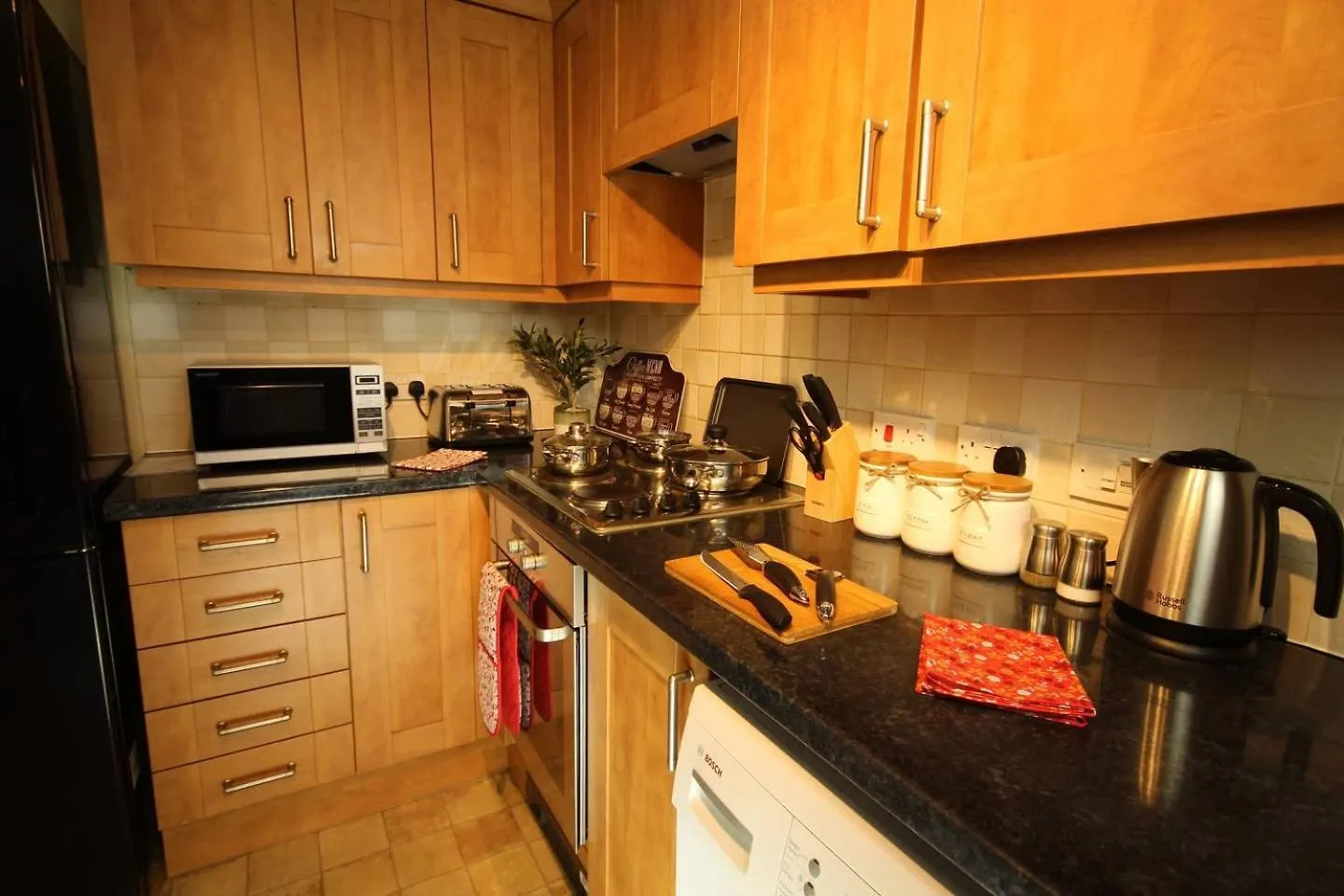Southampton Central Apartments - Wise Stays