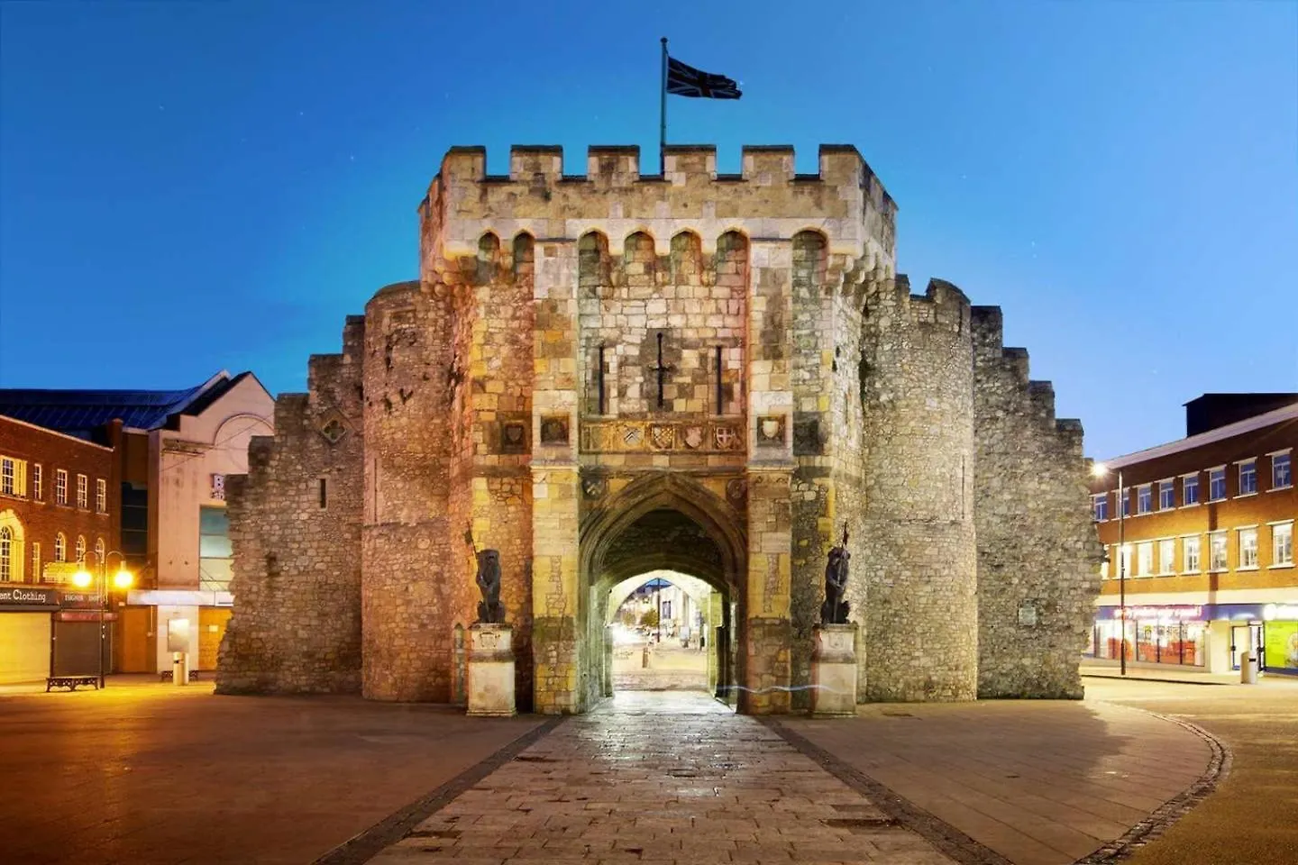 Southampton Central Apartments - Wise Stays United Kingdom
